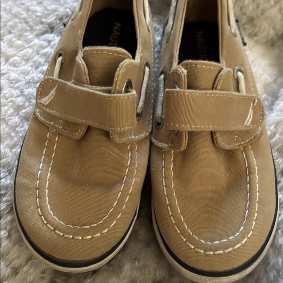 Nautica Beige Casual Boat Shoes - Picture 5 of 5